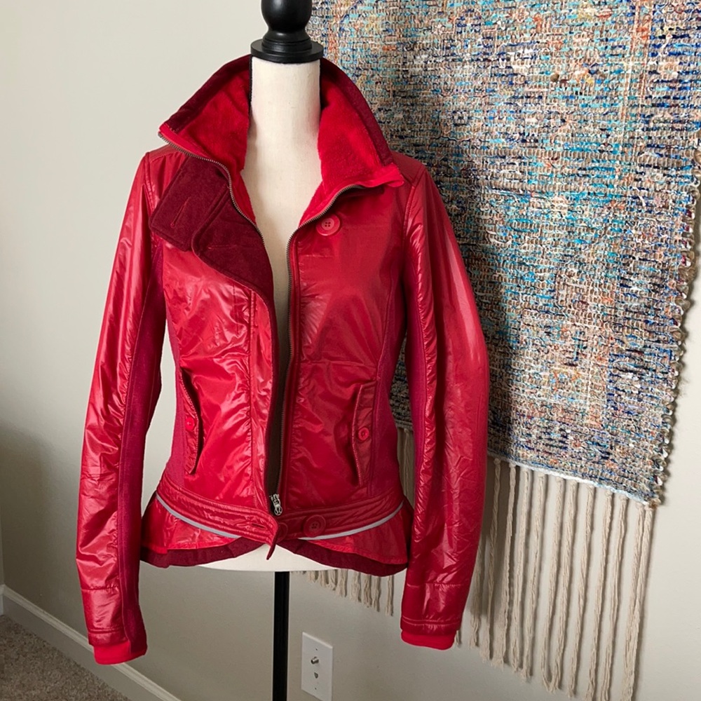 Vintage Lululemon Red Jacket *see dets 📌